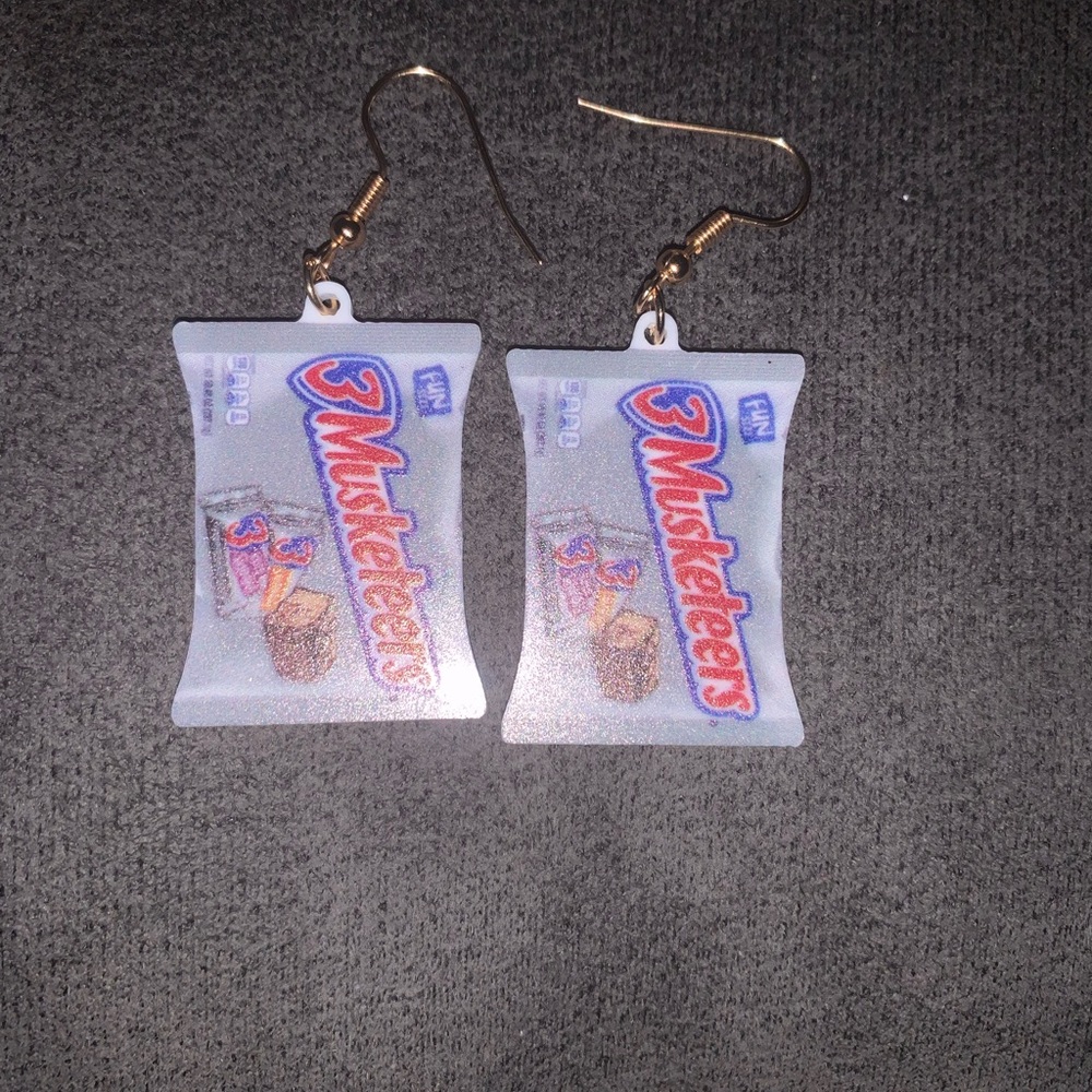 3 Musketeers Chocolate Bars Snacks Products Earrings -32